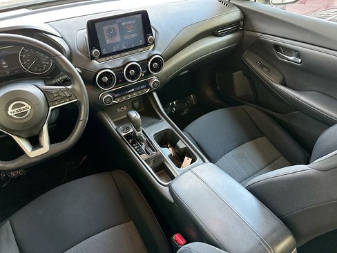 Used 2020 Nissan Sentra SV image 21