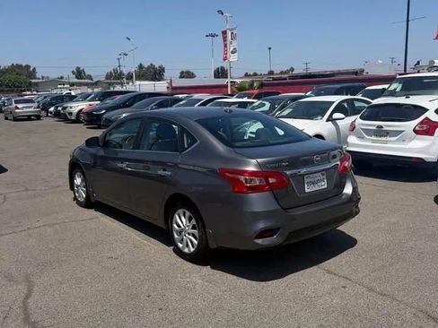 Used 2019 Nissan Sentra SV FWD image 4