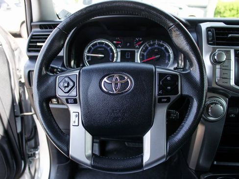 Used 2019 Toyota 4Runner SR5 image 19