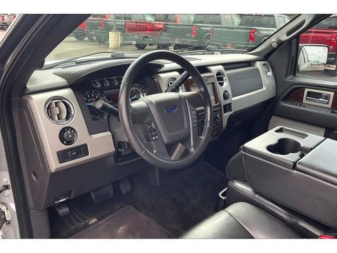 Used 2012 Ford F150 Lariat w/ Lariat Chrome Pkg image 14