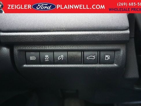 Used 2025 Toyota Camry LE image 26