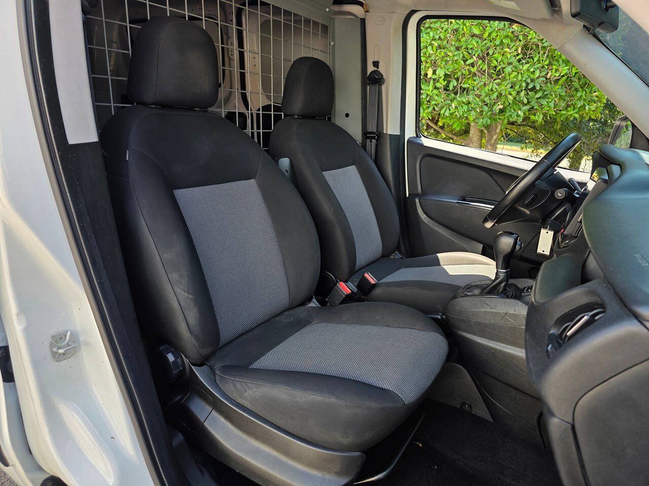 Used 2017 RAM ProMaster City Tradesman w/ Rear Back-up Camera Group FWD image 27