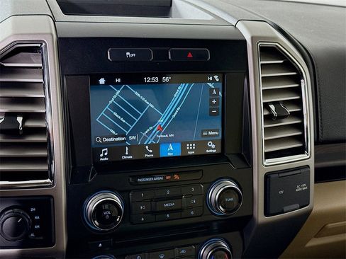 Used 2016 Ford F150 Lariat w/ Equipment Group 502A Luxury image 7