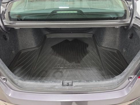 Used 2022 Honda Accord Touring image 35