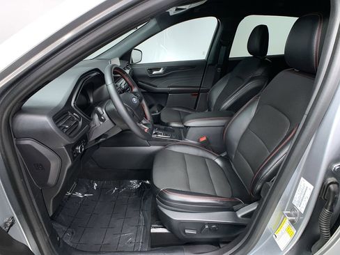 Used 2024 Ford Escape ST-Line w/ Equipment Group 301A image 17