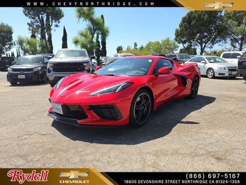 Used 2022 Chevrolet Corvette Stingray Preferred Cpe w/ Z51 Performance Package RWD image 1