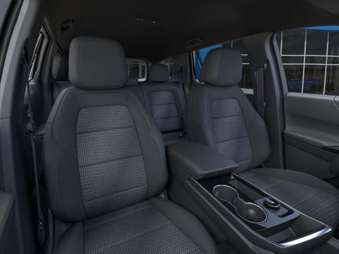 New 2026 Chevrolet Equinox LT w/ LPO, Floor Liner Package image 16