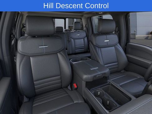 New 2026 Ford F450 Platinum w/ FX4 Off-Road Package image 10