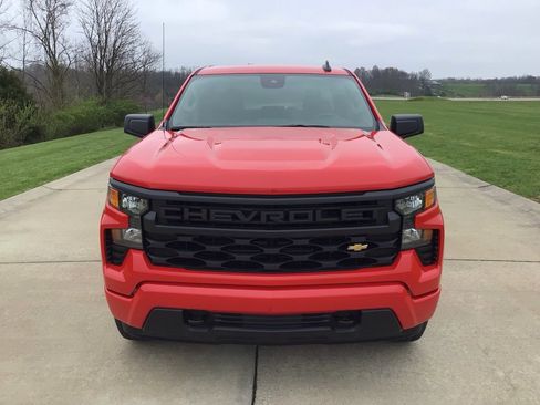 New 2025 Chevrolet Silverado 1500 Custom image 2