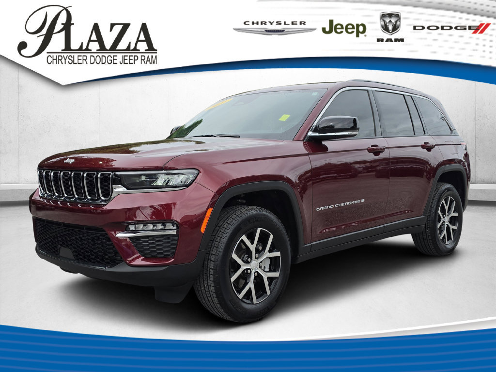 Certified 2025 Jeep Grand Cherokee Limited w/ Trailer Tow Package AWD/4WD image 1