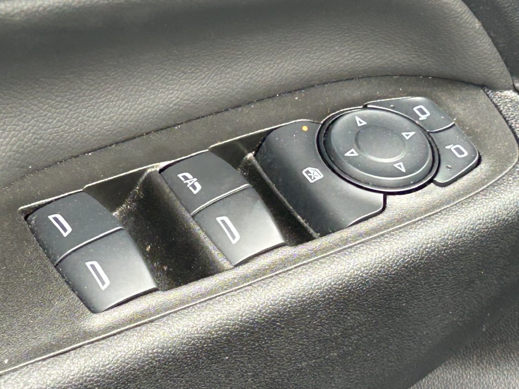Used 2024 Chevrolet Equinox LT AWD/4WD image 27