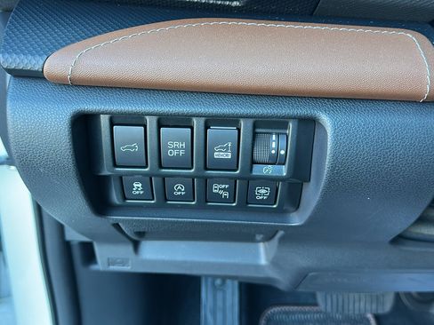 Used 2023 Subaru Forester Touring w/ Popular Package #2 image 16