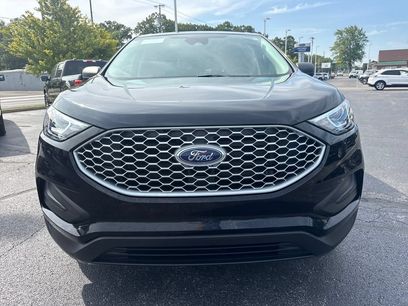 Used 2024 Ford Edge SE