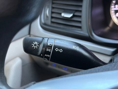 Used 2019 Hyundai Sonata SE w/ Cargo Package image 22