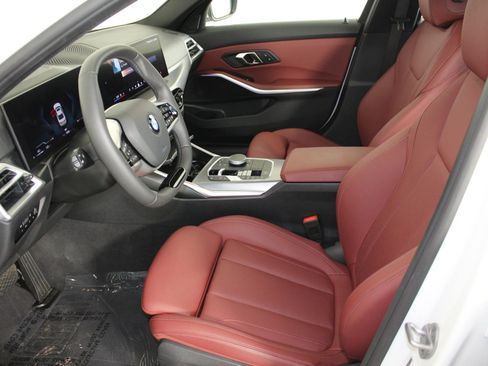 Certified 2025 BMW 330i xDrive Sedan image 5