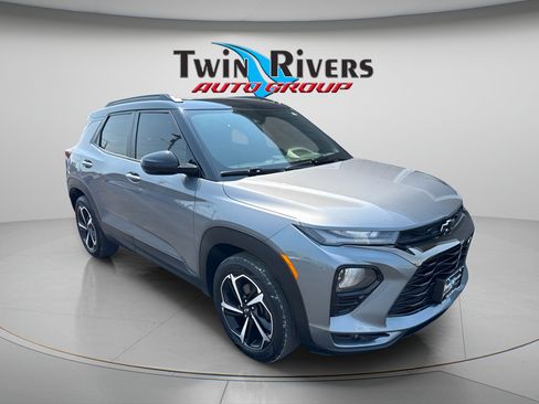 Used 2021 Chevrolet TrailBlazer RS w/ Sun and Liftgate Package AWD/4WD image 6