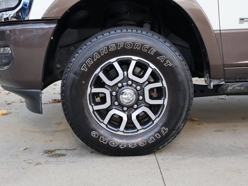 Used 2024 RAM 2500 Limited w/ Towing Technology Group image 47