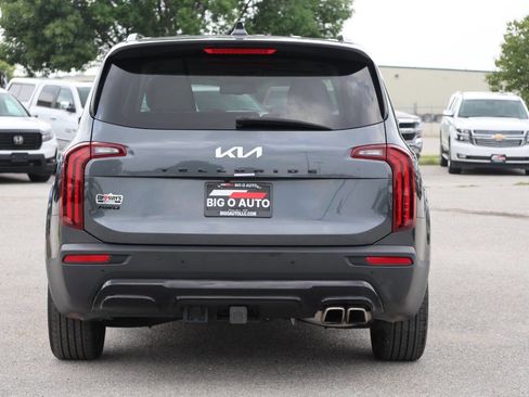 Used 2022 Kia Telluride EX w/ EX Premium Package image 10