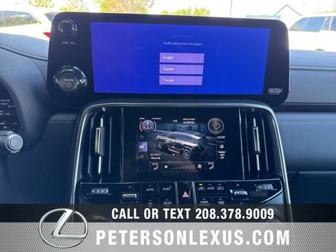 New 2026 Lexus LX 700h Luxury AWD/4WD image 18