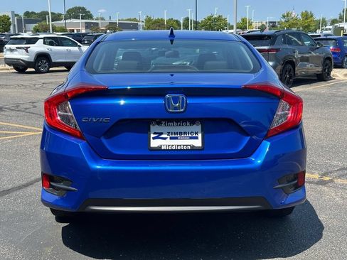 Used 2017 Honda Civic EX image 4