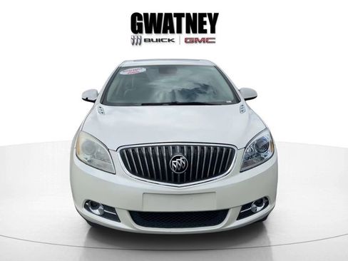 Used 2013 Buick Verano Convenience FWD image 2