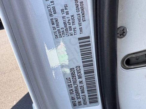 Used 2024 RAM 3500 Big Horn image 27