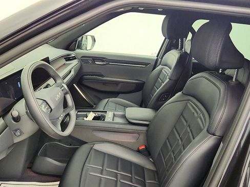 Used 2026 Kia EV9 Land w/ Nightfall Edition Package AWD/4WD image 11