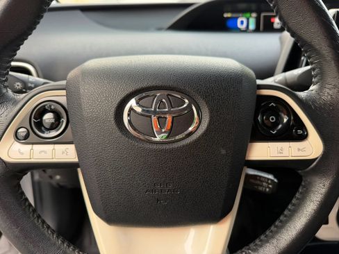 Used 2017 Toyota Prius Prime Premium FWD image 24