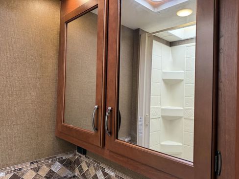 Used 2016 Ford E-450 and Econoline 450 Super Duty w/ Motorhome Prep Package image 63