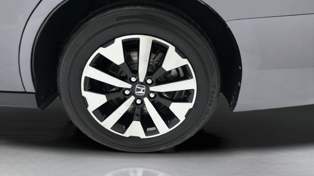 Used 2025 Honda Odyssey EX-L image 9