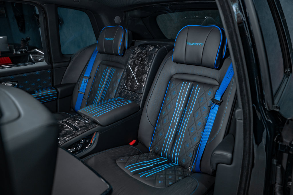 Used 2026 Rolls-Royce Cullinan AWD/4WD image 15