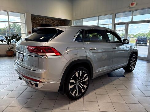 Used 2020 Volkswagen Atlas Cross Sport SEL Premium R-Line AWD/4WD image 13