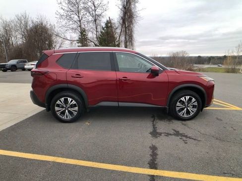 Certified 2023 Nissan Rogue SV image 8