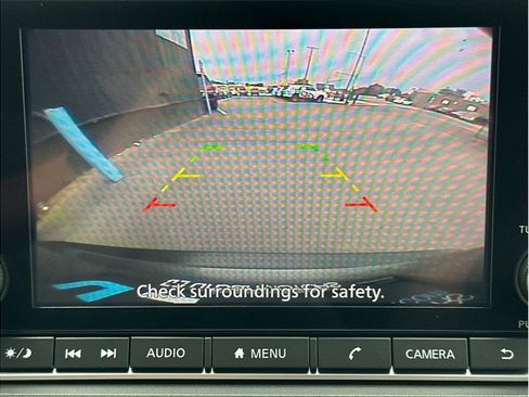 Used 2023 Nissan Rogue S image 18