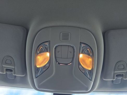 Used 2020 Jeep Compass Sport image 7