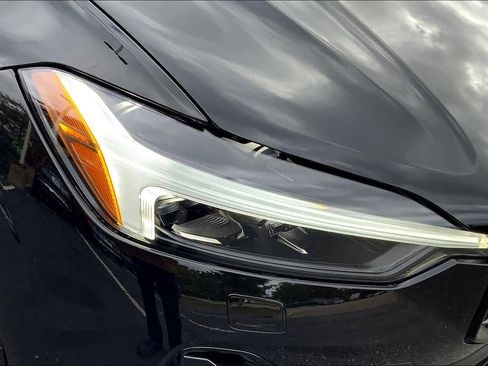 New 2025 Volvo XC60 T8 Plus w/ Protection Package Premier image 16