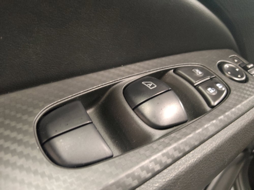 Used 2024 Nissan Altima 2.5 SV w/ SV Premium Package FWD image 27