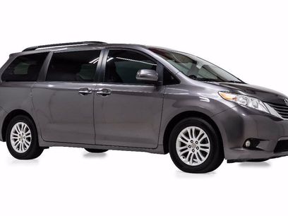 Used 2017 Toyota Sienna XLE