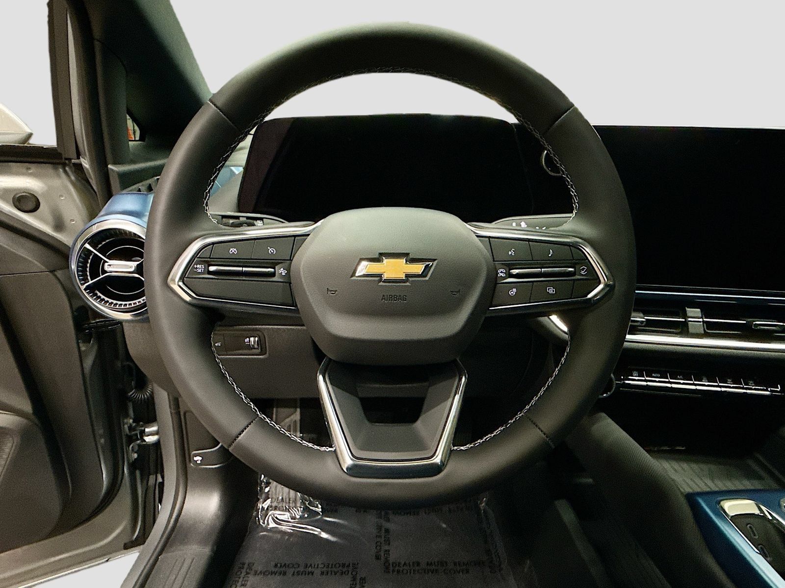 New 2026 Chevrolet Equinox EV LT FWD image 12