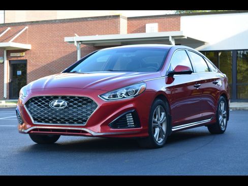 Used 2019 Hyundai Sonata Sport FWD image 1