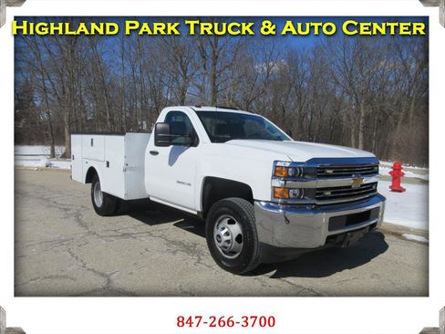 Used 2015 Chevrolet Silverado 3500 W/T image 1