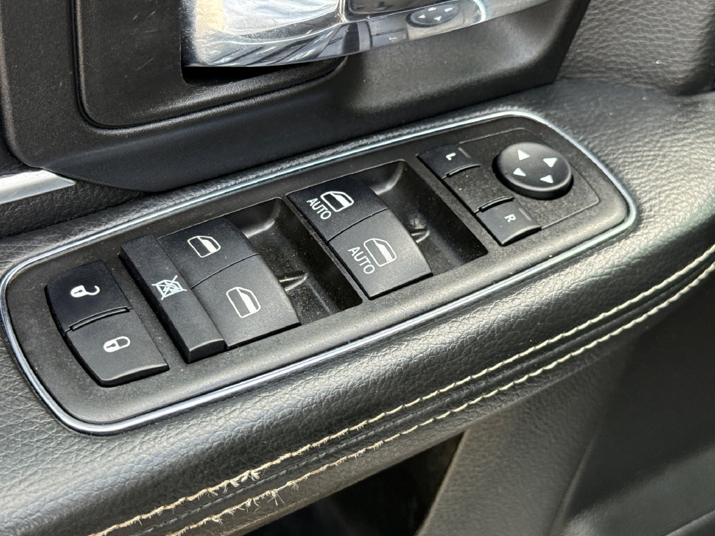Used 2024 RAM 1500 Warlock w/ Trailer & Traction Group AWD/4WD image 19