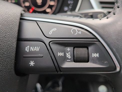 Used 2018 Audi Q5 2.0T Premium Plus w/ Premium Plus Package image 27