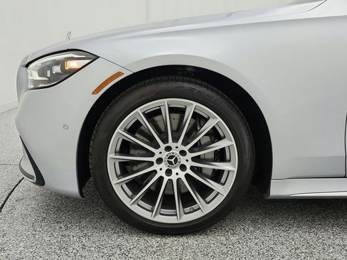 Certified 2022 Mercedes-Benz S 580 4MATIC Sedan image 17