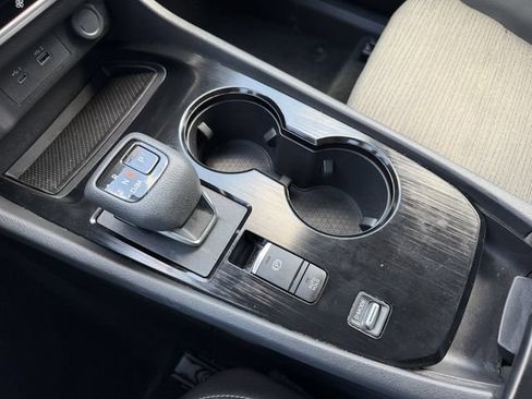 Used 2023 Nissan Rogue SV FWD image 14