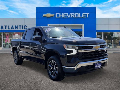 Used 2023 Chevrolet Silverado 1500 LT image 2