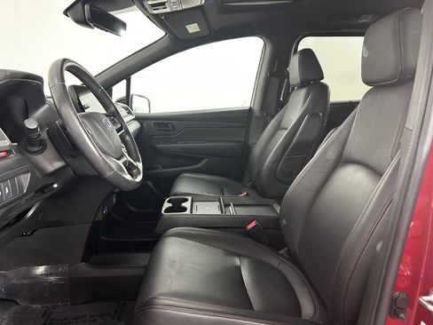 Used 2025 Honda Odyssey Sport-L image 17