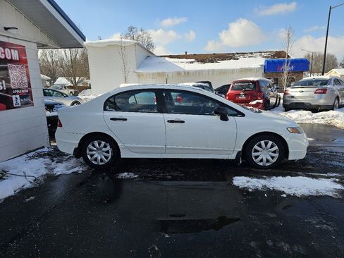 Used 2011 Honda Civic DX-VP image 13