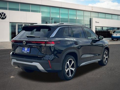 New 2026 Volkswagen Tiguan SE AWD/4WD image 5