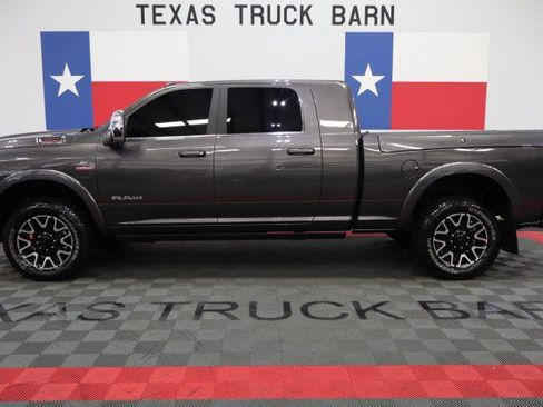 Used 2025 RAM 3500 Longhorn AWD/4WD image 1